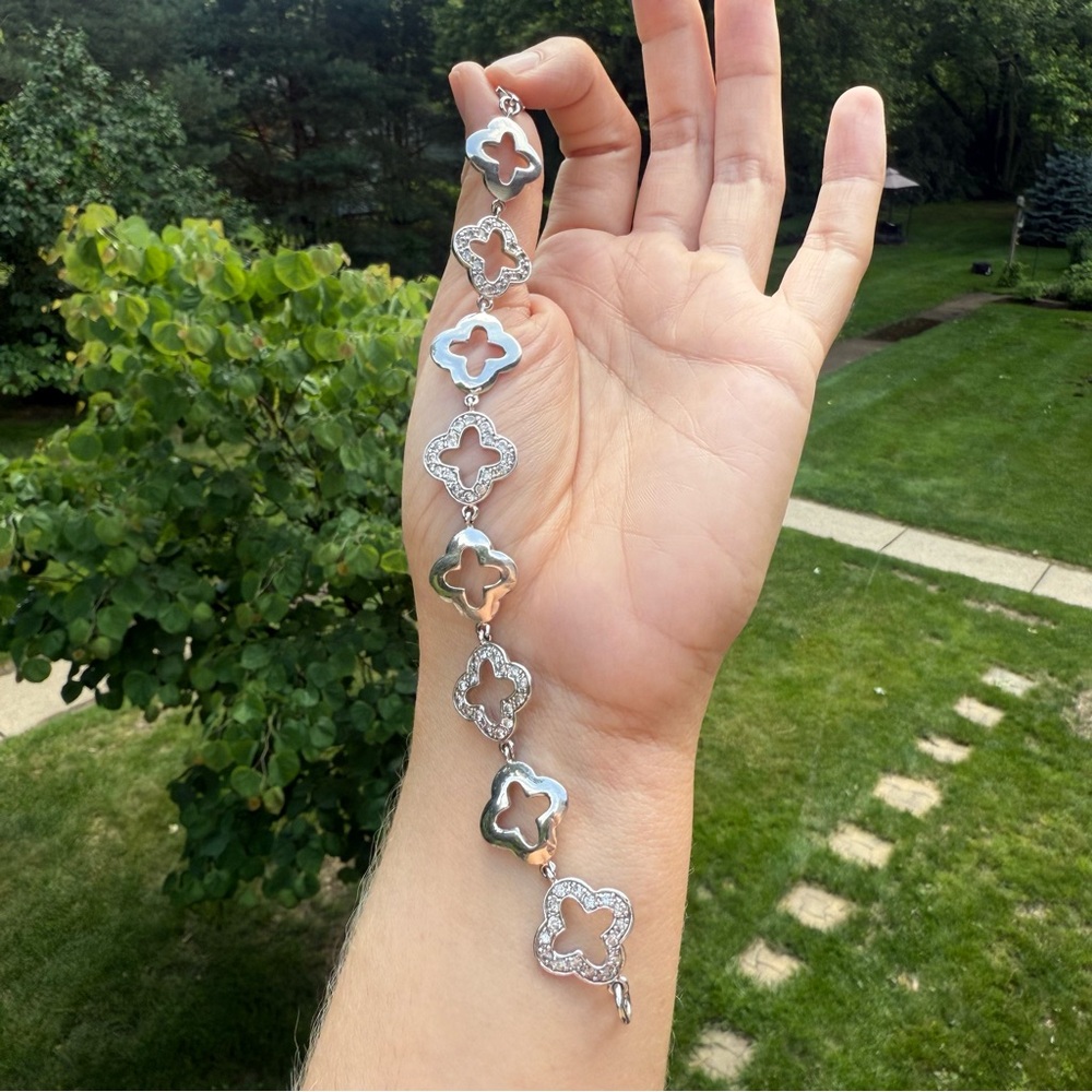 Clover bracelet